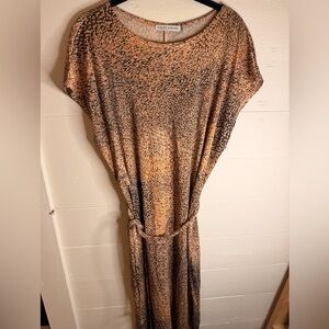 Kieley Kimmel Elegant 100% Silk Patterned Dress